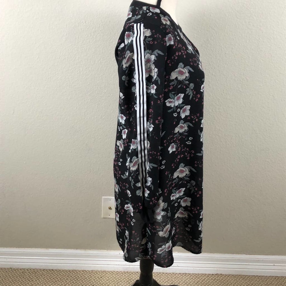 Love Reign Dress Black Floral Contrast Racer Stripes‎ Knee Length Size Small - Picture 12 of 16